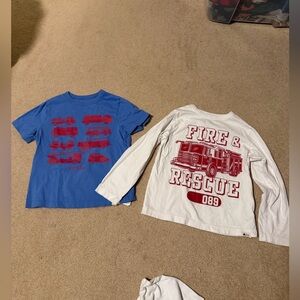 GAP Kids - Firetruck Tees - 5 years 5T